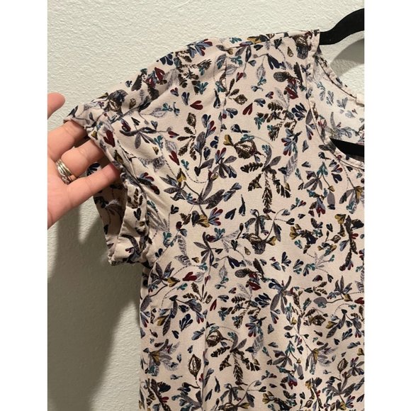 LE LIS Beige Leaves Short Sleeve Blouse - Picture 3 of 5